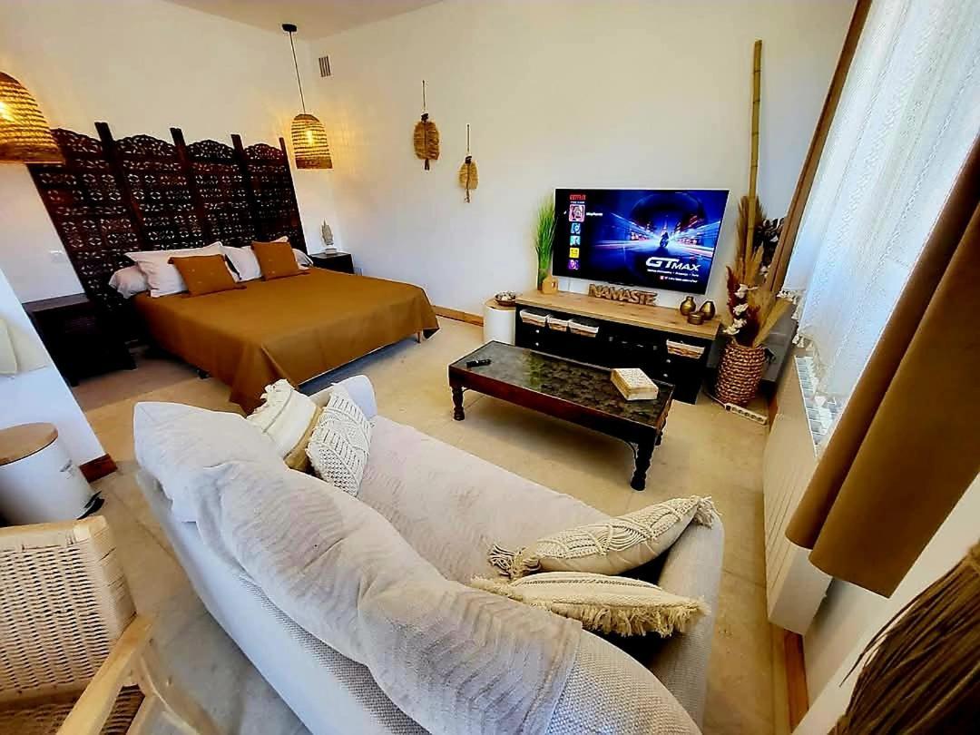 Gardenhill Cosy Hotel Lau-Balagnas Bagian luar foto